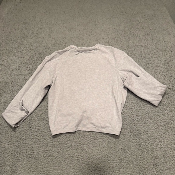 Lululemon Tuck & Gather Twist Front Long Sleeve Pullover Top Sweatshirt Size 8 - Picture 2 of 10